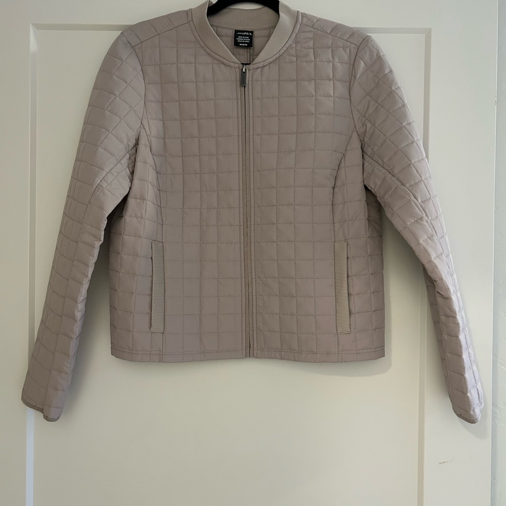 Jockey. Women’s light weight jacket